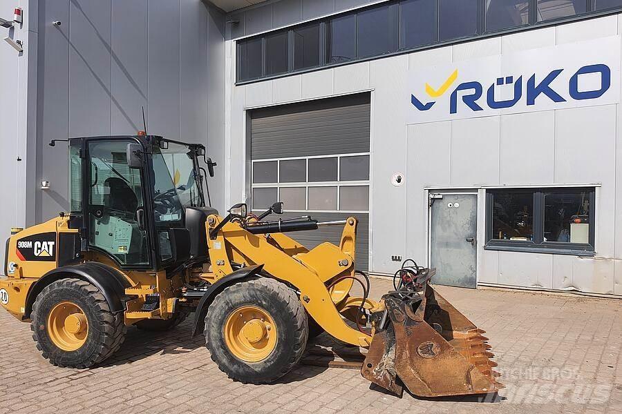 CAT 908 M Фронтальні навантажувачі