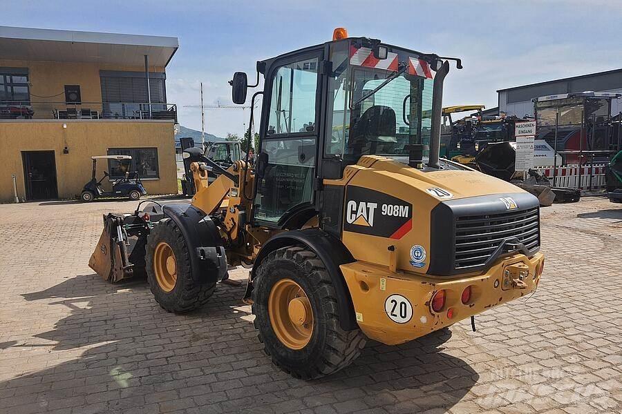 CAT 908 M Фронтальні навантажувачі