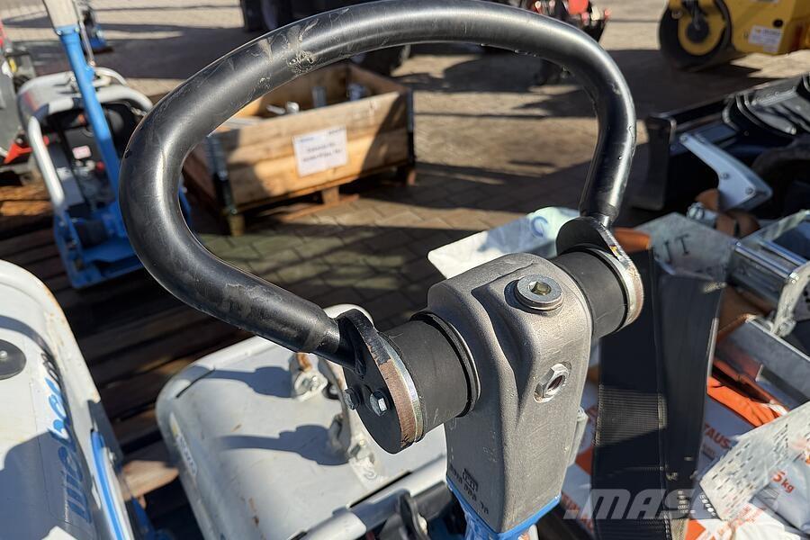 Weber CR 3-II Віброплити та вібротрамбовки