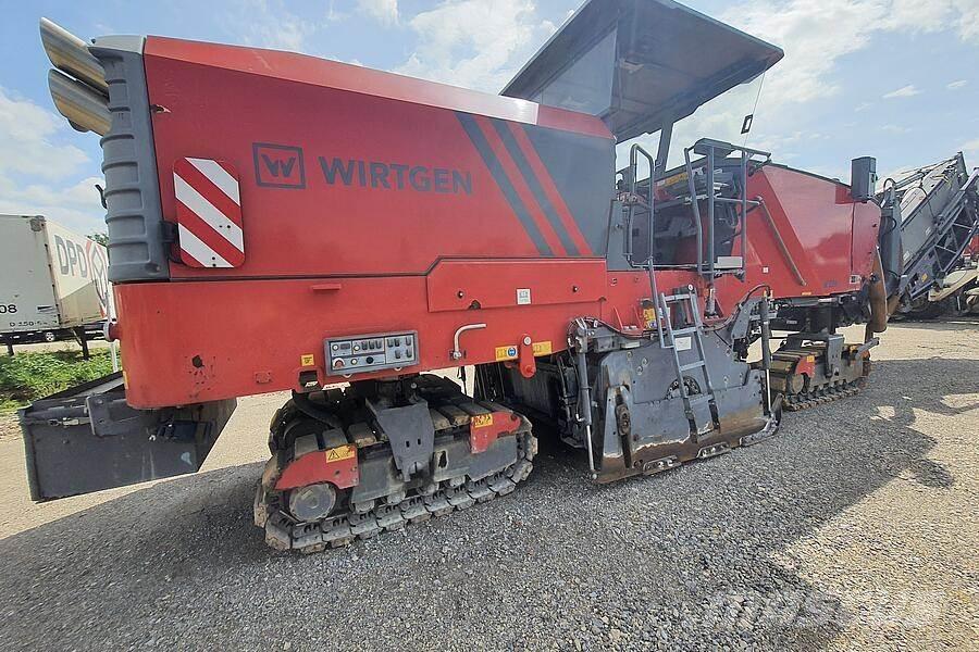 Wirtgen W 220 Холодні дорожні фрези