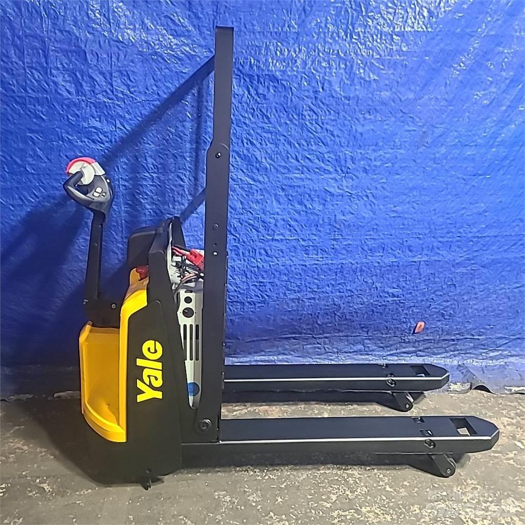 Yale MPB045VG Ручні гідравлічні візки