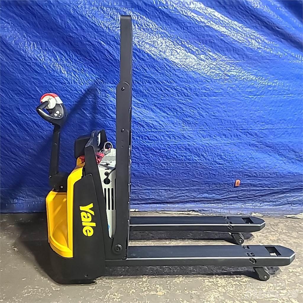 Yale MPB045VG Ручні гідравлічні візки