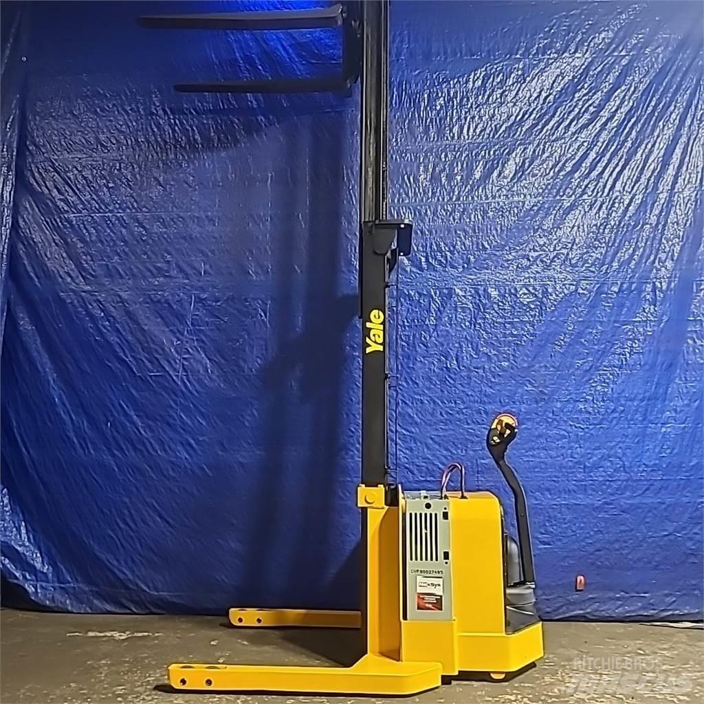 Yale MSW040 Самохідні електроштабелери