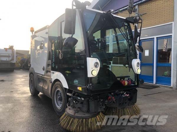Mathieu Azura MC 210 Flex Підмітальні машини