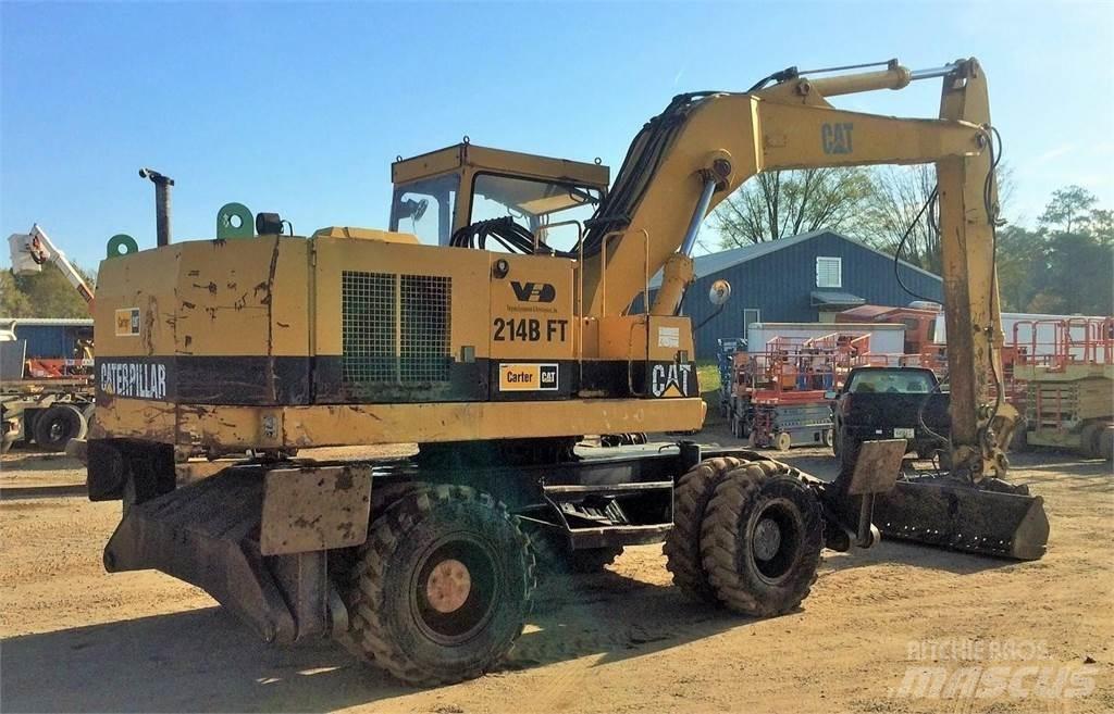 CAT 214B FT Колісні екскаватори