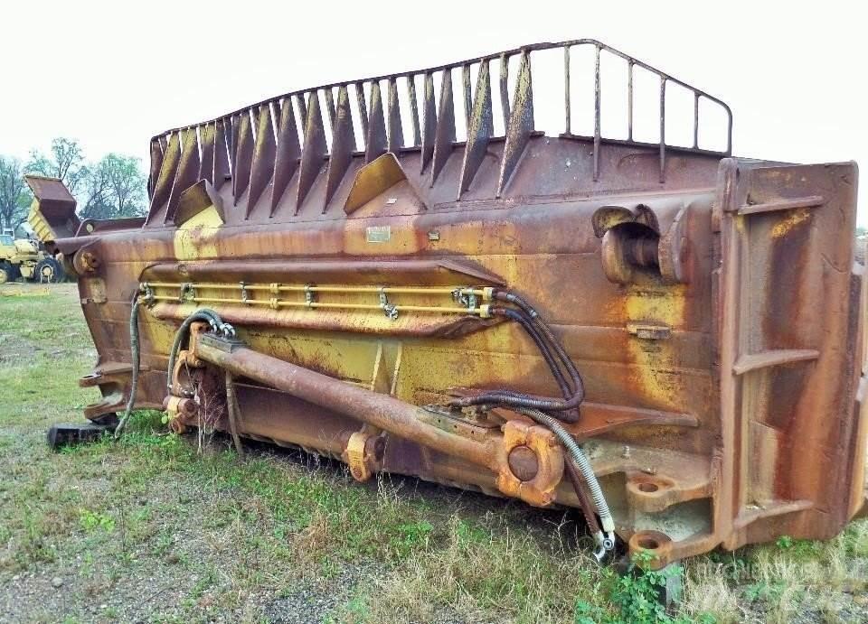 CAT D11 Леміші