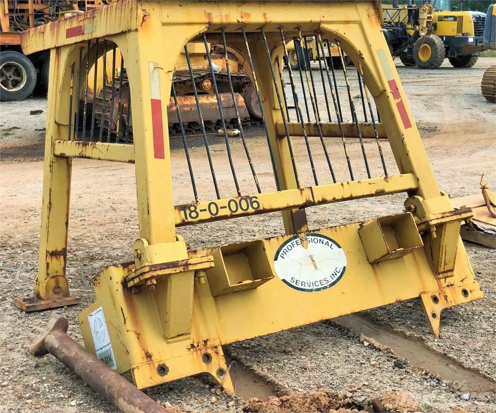 CAT D8K Кабіна