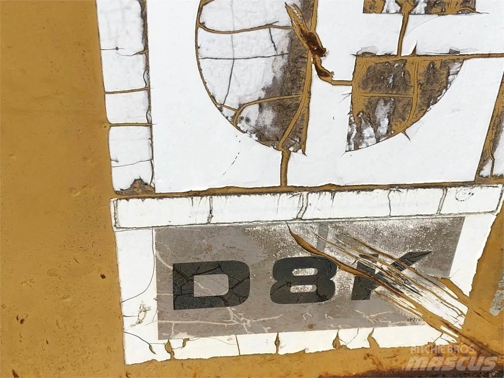 CAT D8K Кабіна