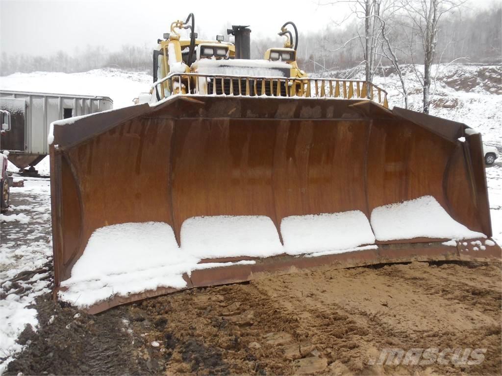Komatsu D475A-3 Гусеничні бульдозери