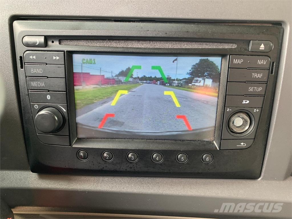 DAF LF210 4x2 FA Автокрани