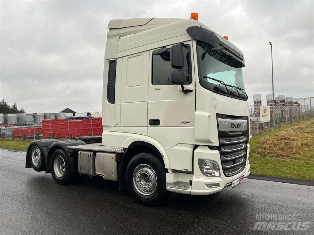 DAF XF 530 6x2 FTR Тягачі
