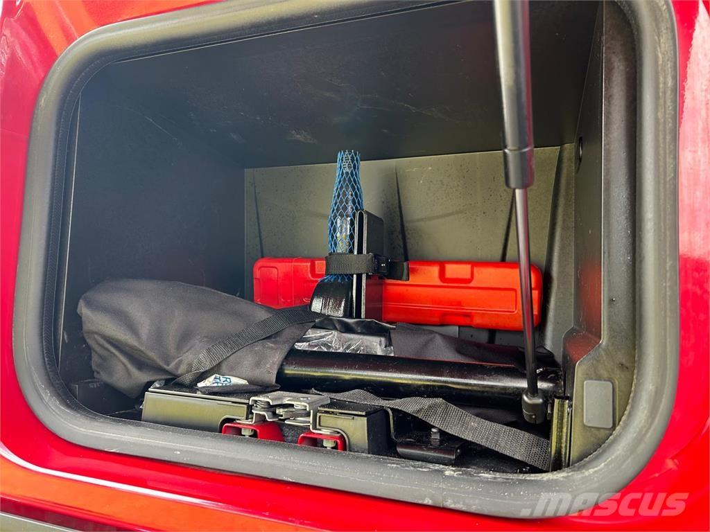 Renault CM 430 Вантажівки з гаковим підйомом