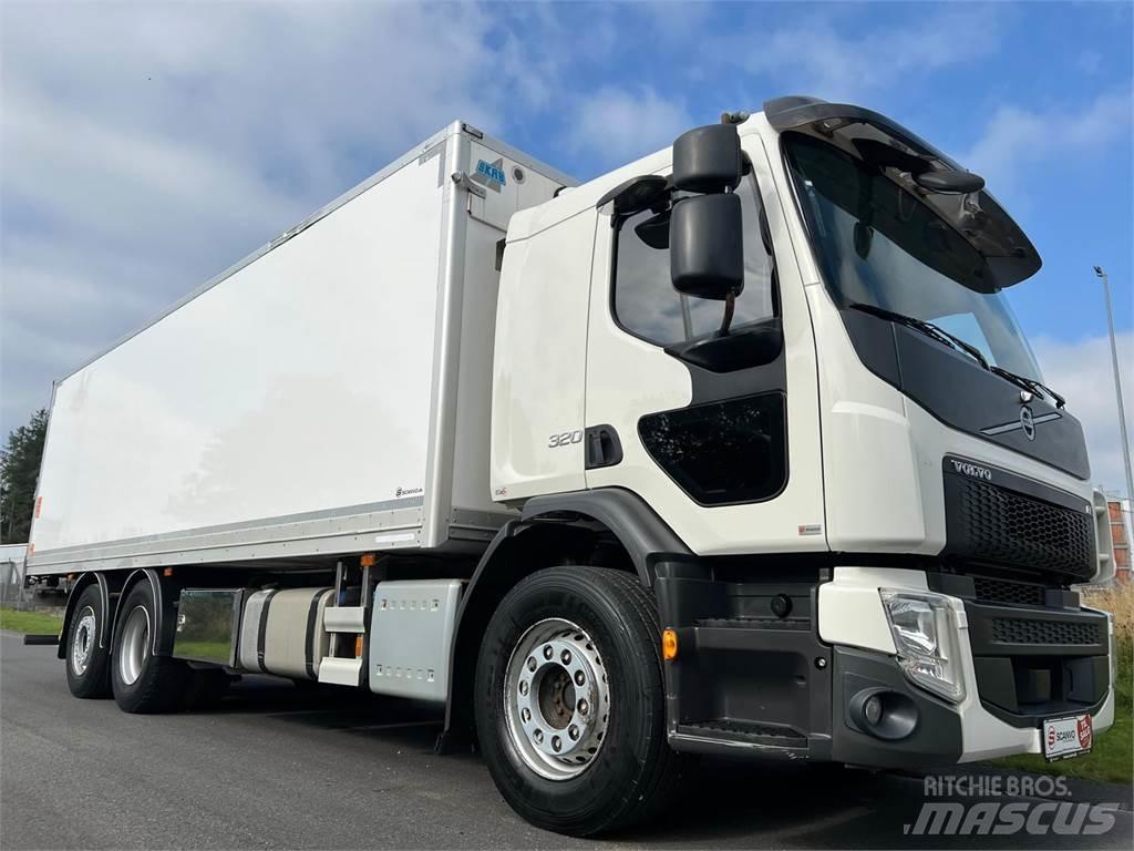Volvo FE320 6x2*4 Фургони