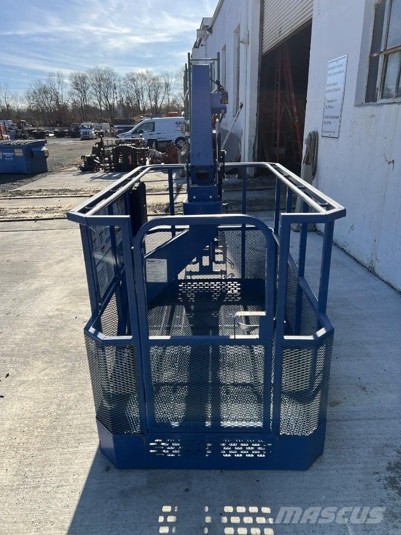 Manitex  Запчастини для кранів