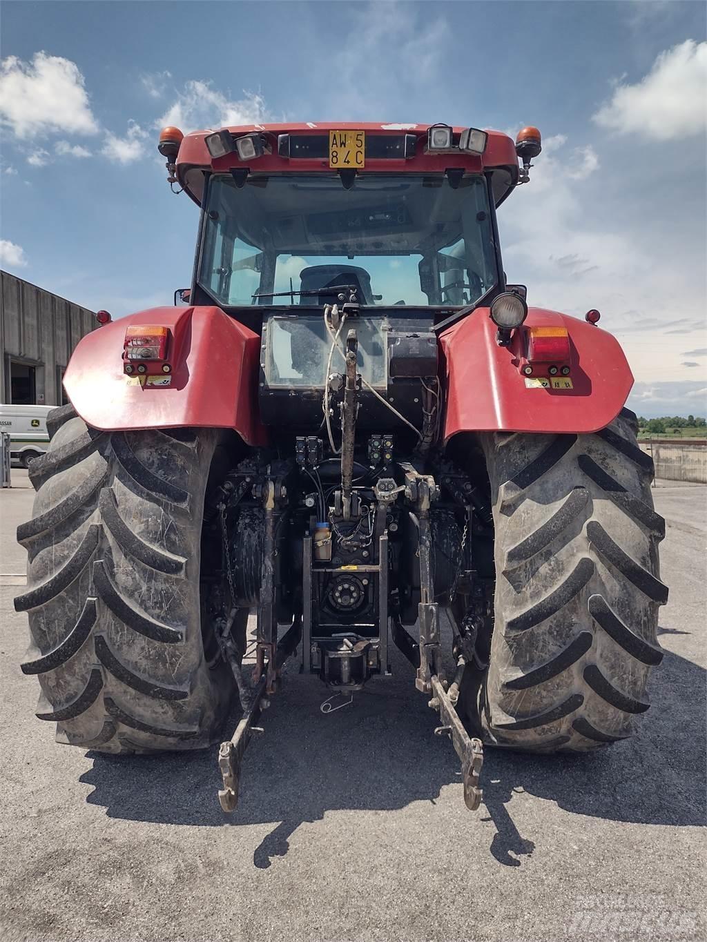 Case IH CVX 1195 Трактори