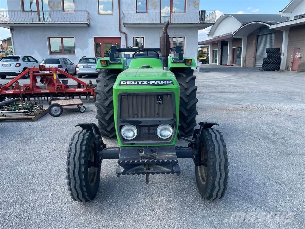 Deutz-Fahr D 45 07 Трактори