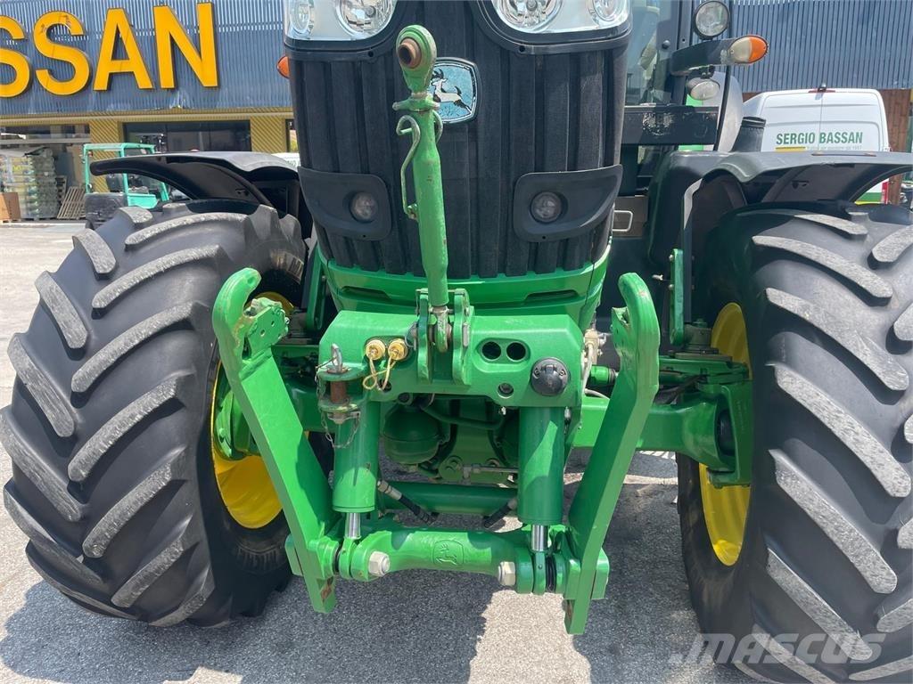 John Deere 6190 R Трактори