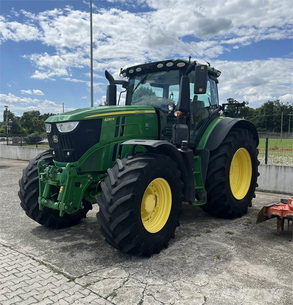 John Deere 6230 R Трактори