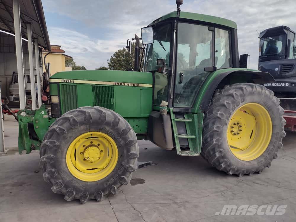 John Deere 6610 Трактори