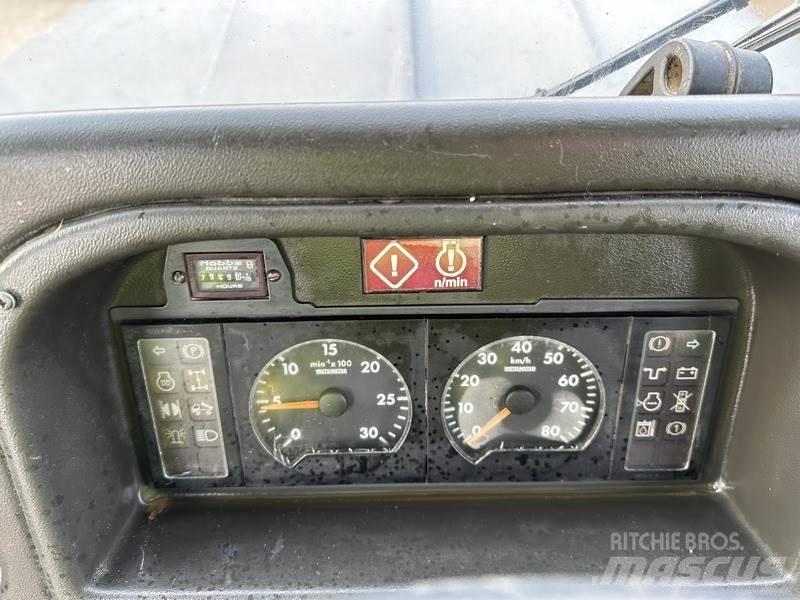 Bell B25C Зчленовані самоскиди