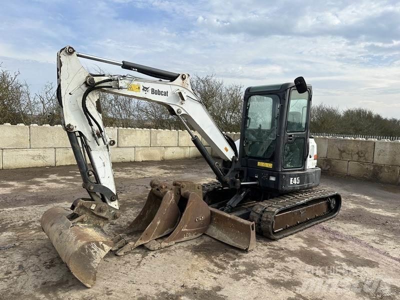Bobcat E45 Середні екскаватори 7т. - 12т.