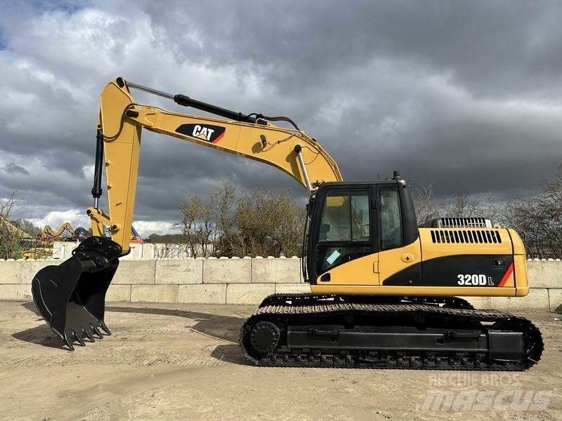 CAT 20T Excavator Гусеничні екскаватори