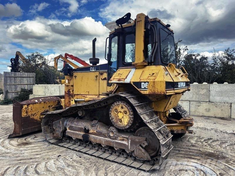 CAT D6M Гусеничні бульдозери