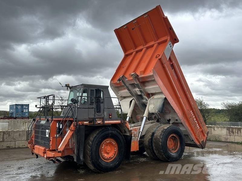 Hitachi EH1100-5 Зчленовані самоскиди