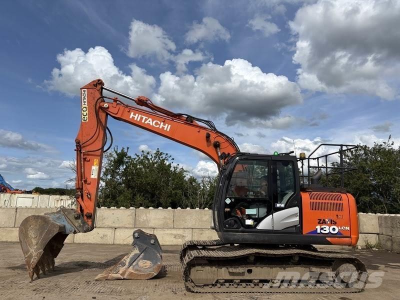 Hitachi ZX130 Гусеничні екскаватори
