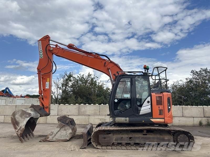 Hitachi ZX135 US-6 Гусеничні екскаватори