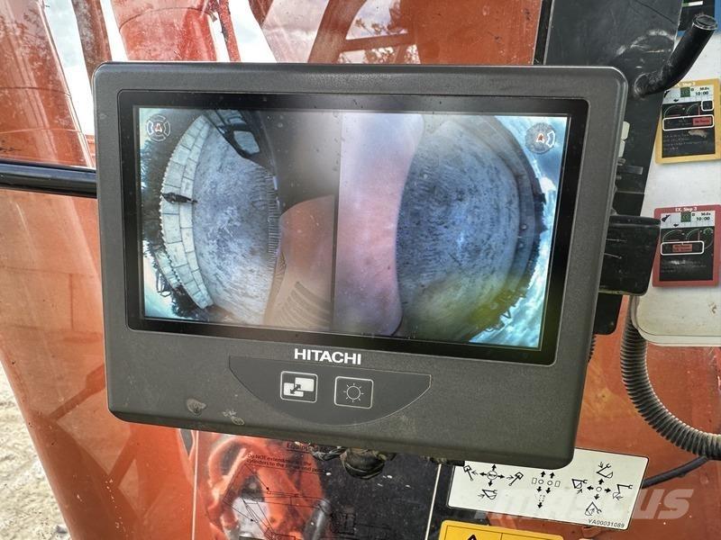 Hitachi ZX135 US-6 Гусеничні екскаватори