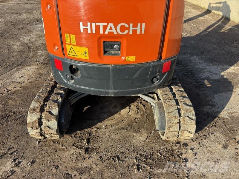 Hitachi ZX17U-6 Міні-екскаватори < 7т