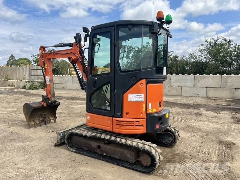 Hitachi ZX26U-5A CR Міні-екскаватори < 7т