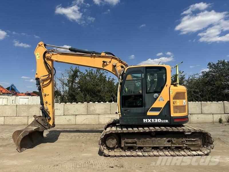 Hyundai HX130LCR Гусеничні екскаватори