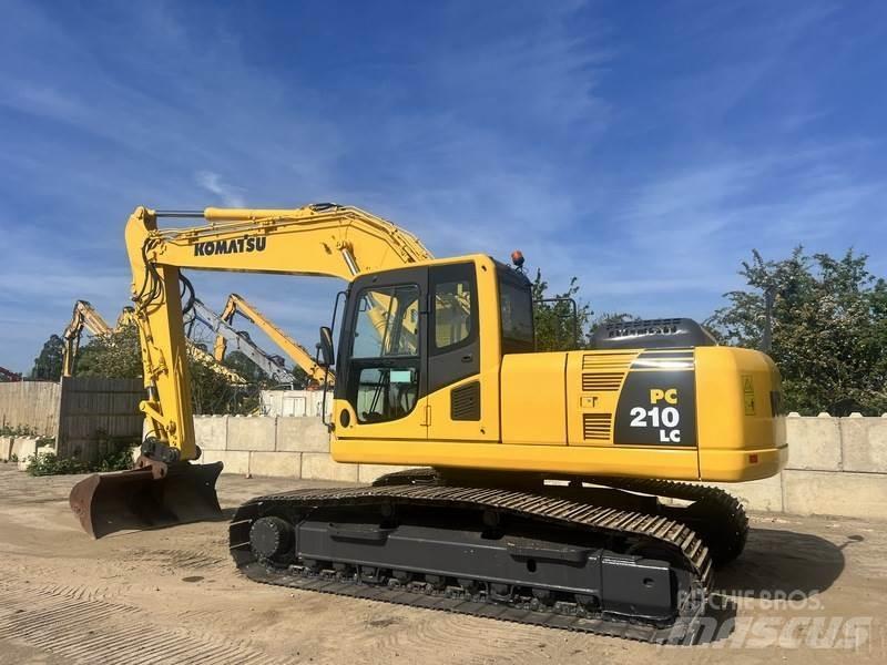 Komatsu PC210 LC-8 Гусеничні екскаватори