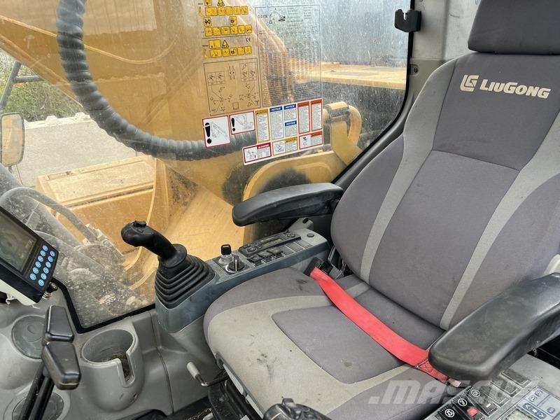LiuGong CLG933 Гусеничні екскаватори