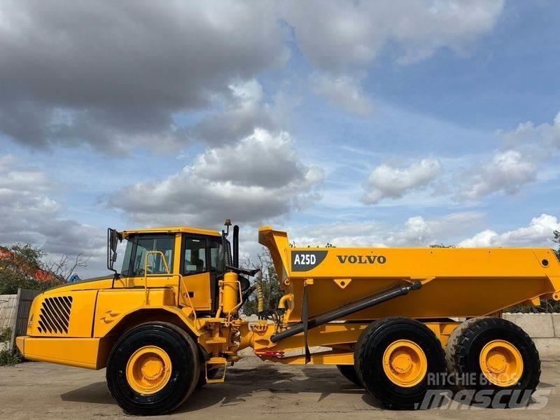 Volvo A25 Зчленовані самоскиди