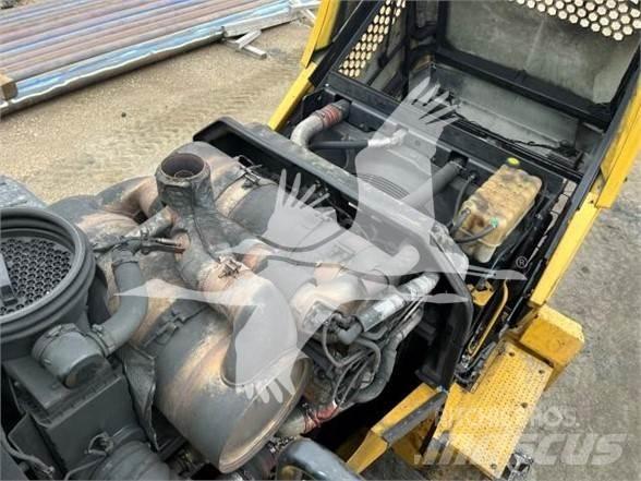 CAT 980M Фронтальні навантажувачі