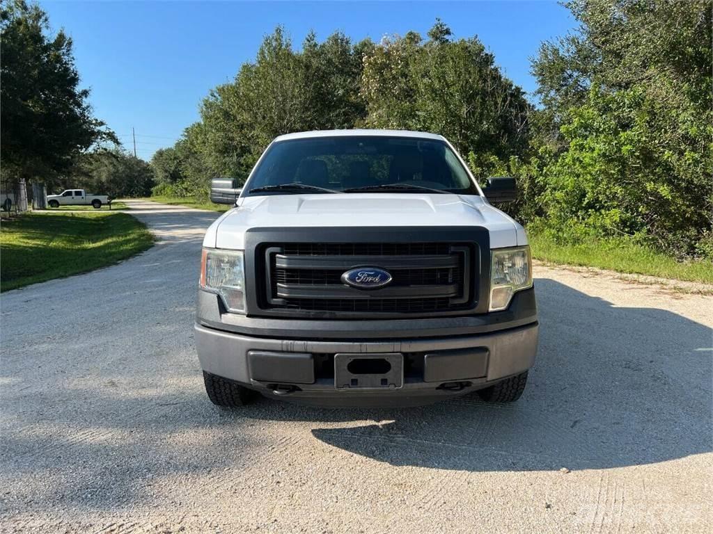 Ford F-150 Пікапи / Бічне розвантаження