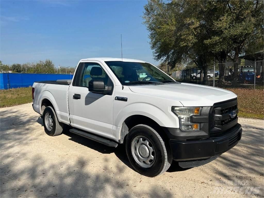 Ford F-150 Пікапи / Бічне розвантаження