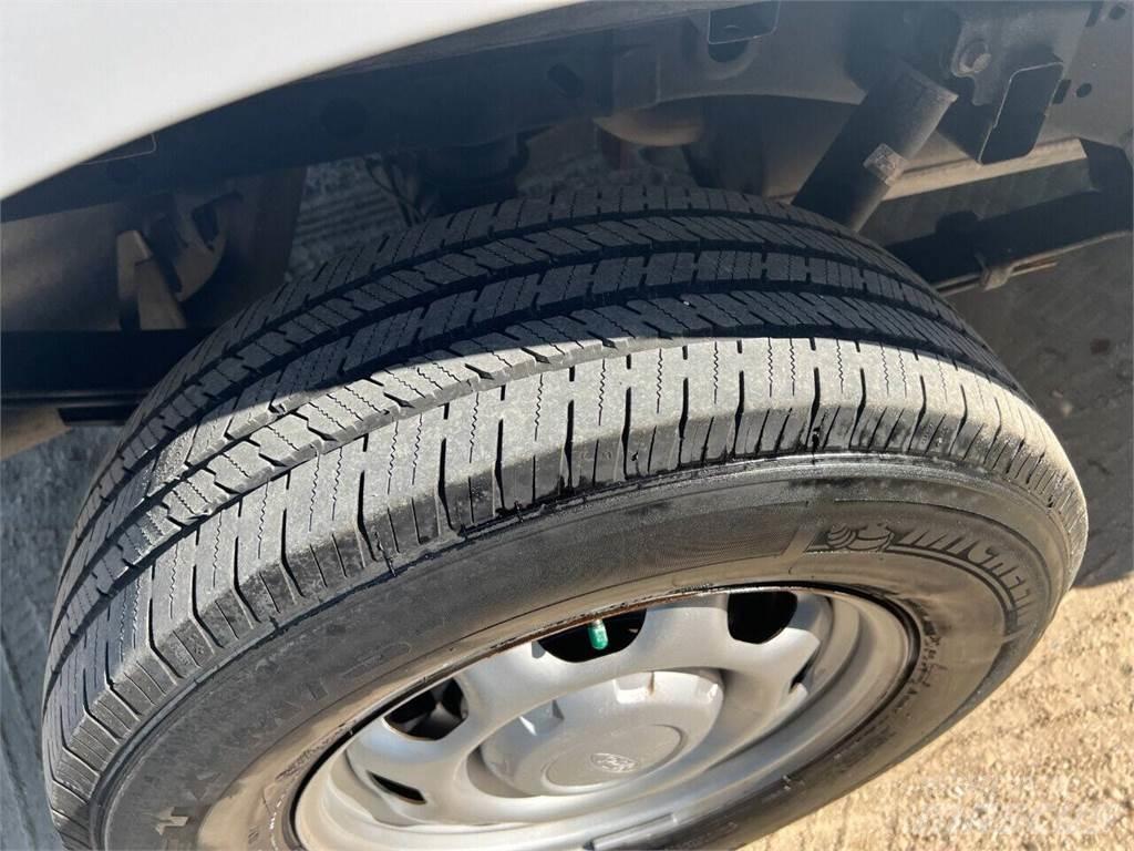 Ford F-150 Пікапи / Бічне розвантаження