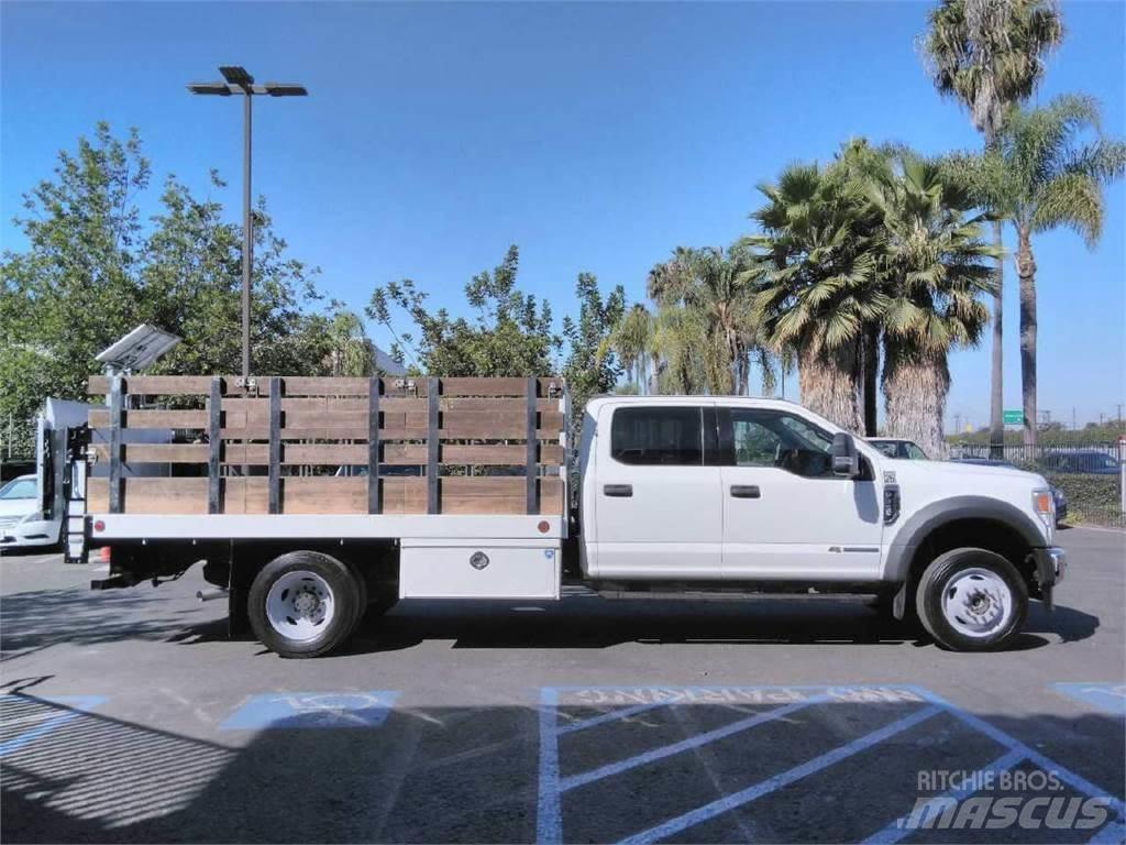 Ford F550 CREW CAB 4 Фургони