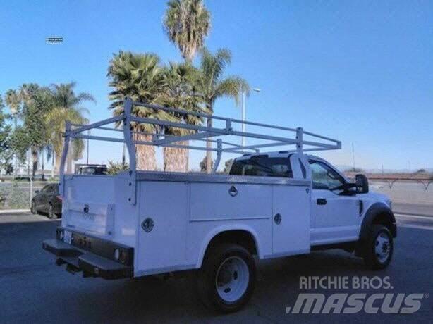Ford F550 UTILITY BO Фургони