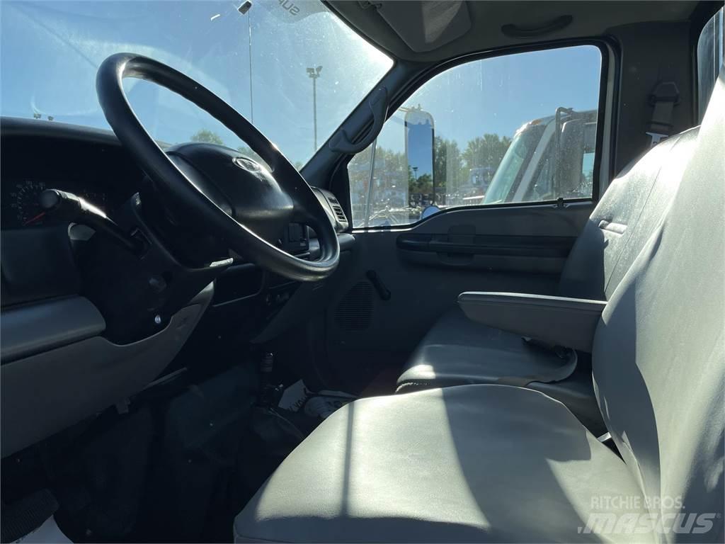 Ford F650 Вантажівки / спеціальні