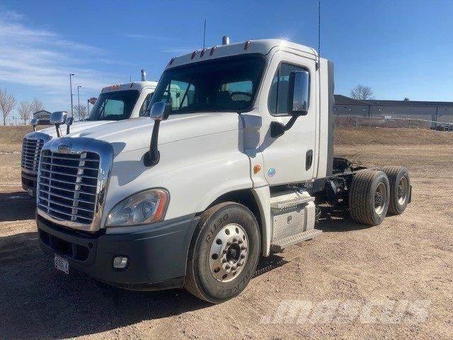 Freightliner Cascadia Тягачі
