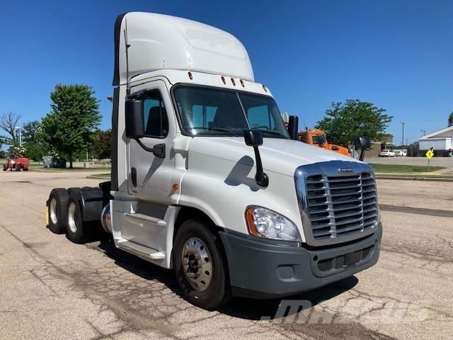 Freightliner Cascadia Тягачі