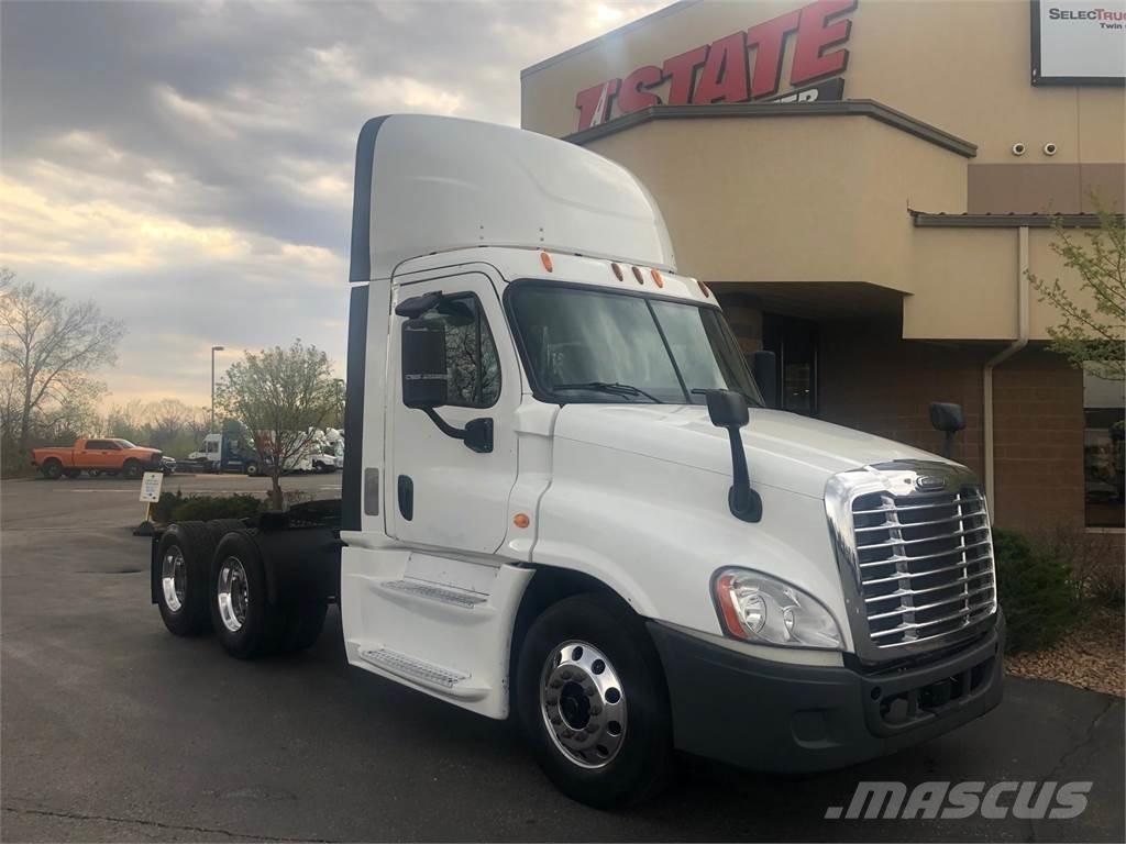 Freightliner Cascadia Тягачі