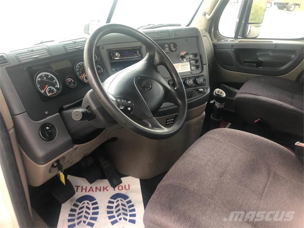 Freightliner Cascadia Тягачі
