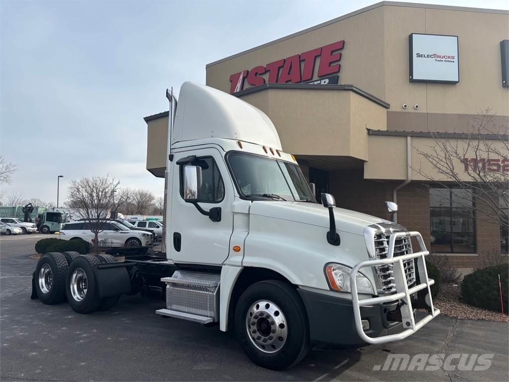 Freightliner Cascadia Тягачі