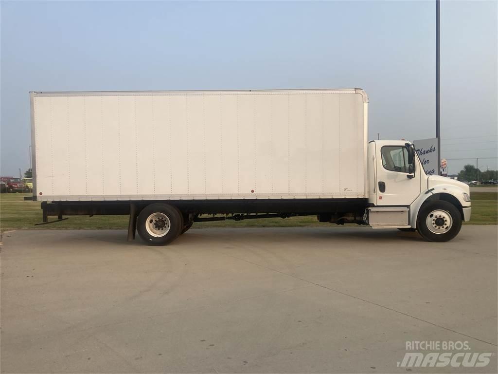 Freightliner M2 106 Шасі з кабіною